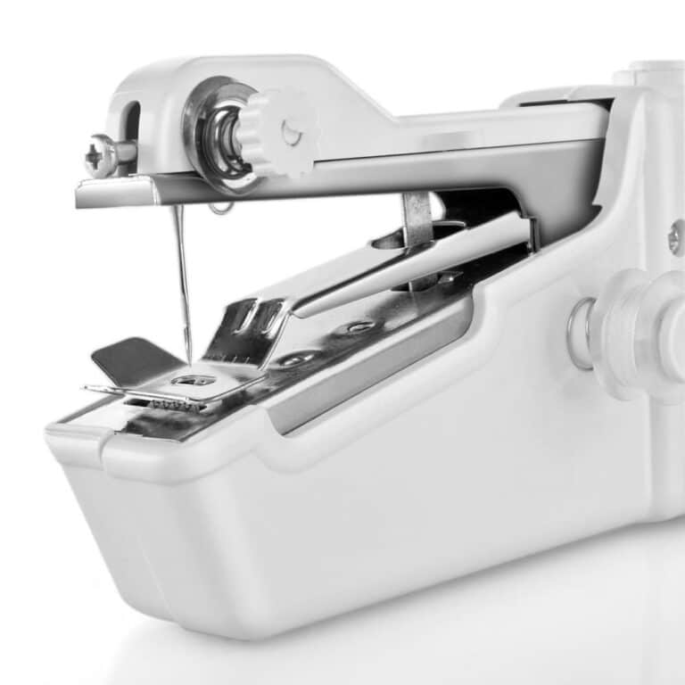 Compact sewing machine